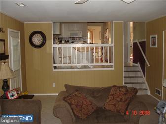 777 Parmentier Road Warminster, PA 18974 - Photo 8 of 12 Gallery Image 8
