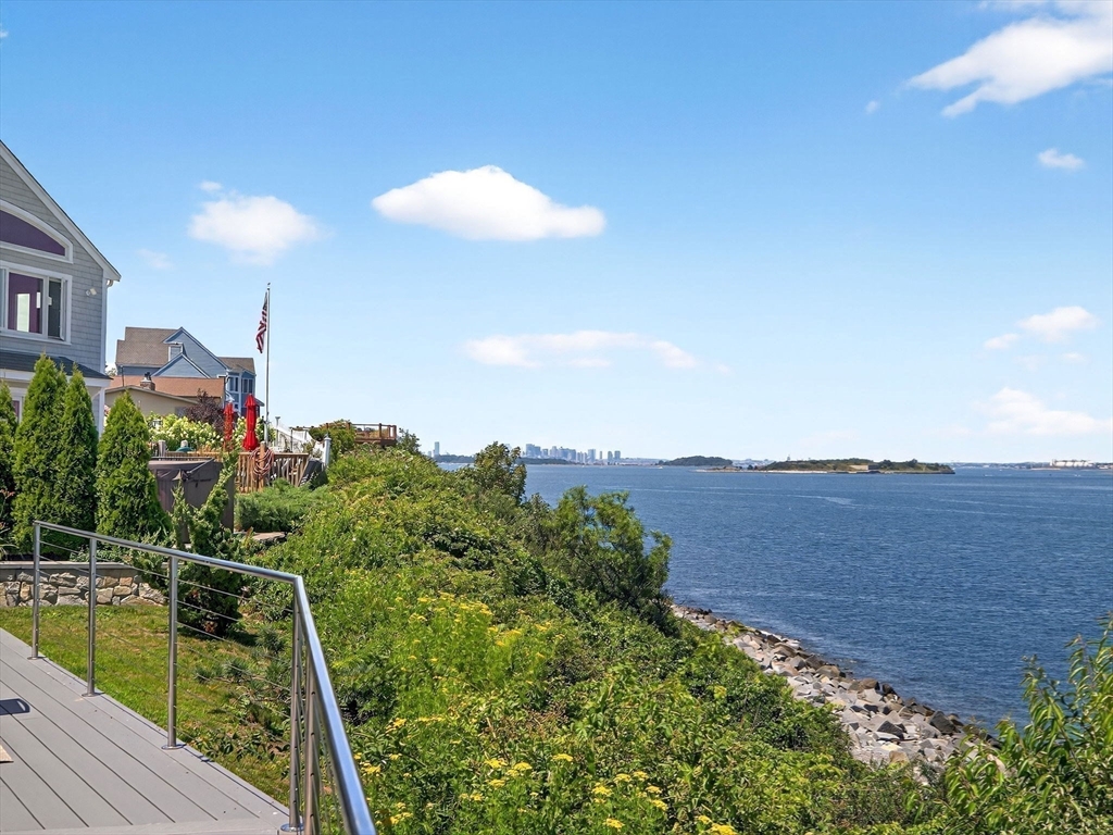 57 Harborview Road Hull, MA 02045 - Photo 38 of 41 a view of a backyard