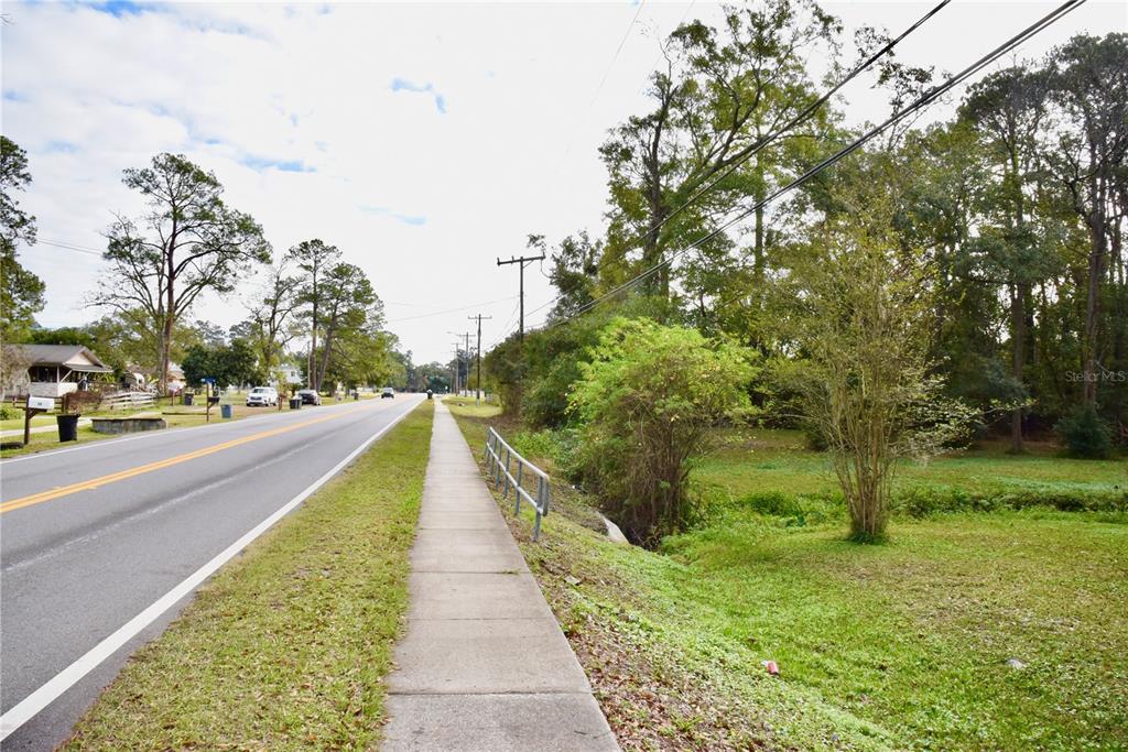 8230 Lenox Avenue Jacksonville, FL 32221 - Photo 27 of 34 a view of a pathway both side of building