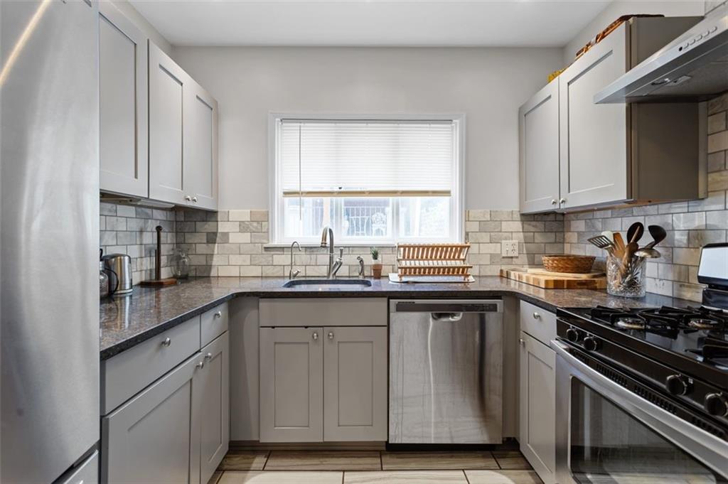 4010 Howley Street Pittsburgh, PA 15224 - Photo 12 of 24