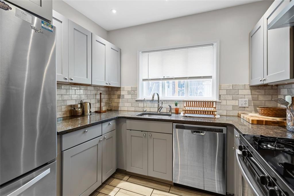 4010 Howley Street Pittsburgh, PA 15224 - Photo 13 of 24