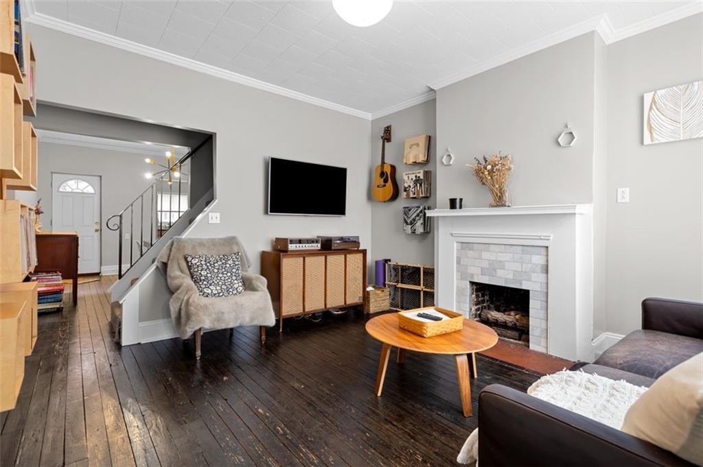 4010 Howley Street Pittsburgh, PA 15224 - Photo 3 of 24