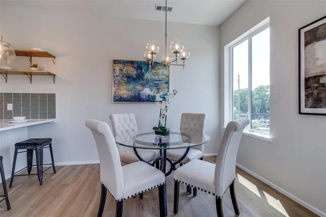 $399,000 | 3308 Birmingham Avenue, Unit C11, Dallas, TX 75210