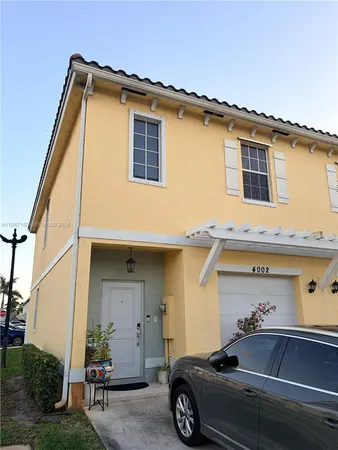 $3,000 | 4002 Northwest 11th Court, Lauderhill, FL 33313