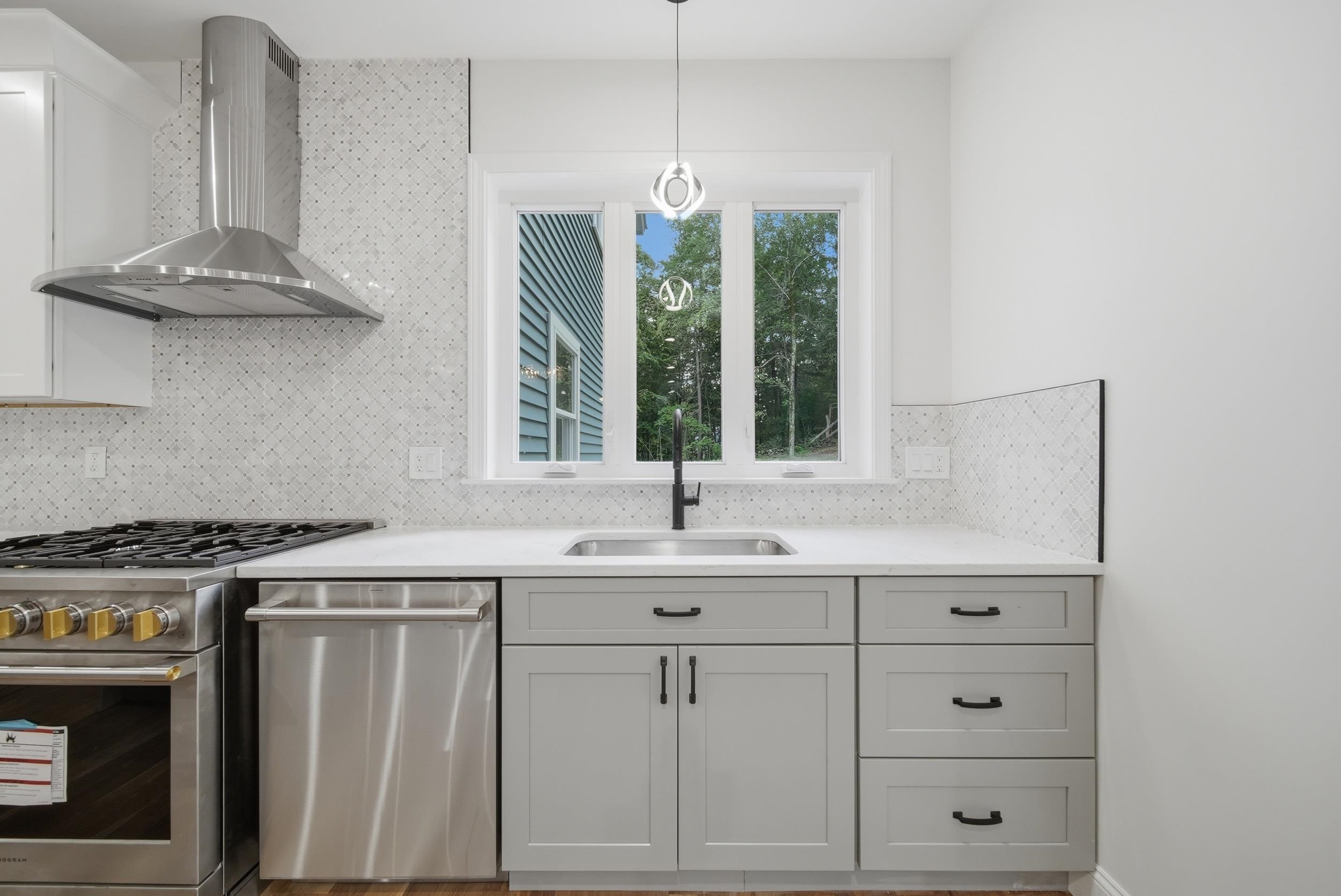 6 Eastview Road Derry, NH 03038 - Photo 14 of 59 Gallery Image 14