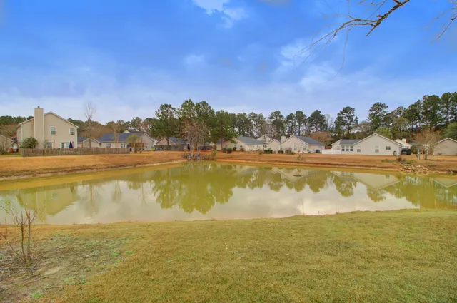 $304,900 | 142 Moon Dance Lane, Summerville, SC 29483