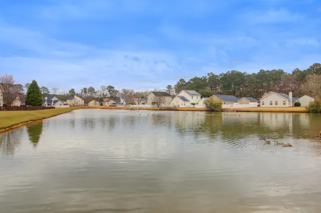 $304,900 | 142 Moon Dance Lane, Summerville, SC 29483