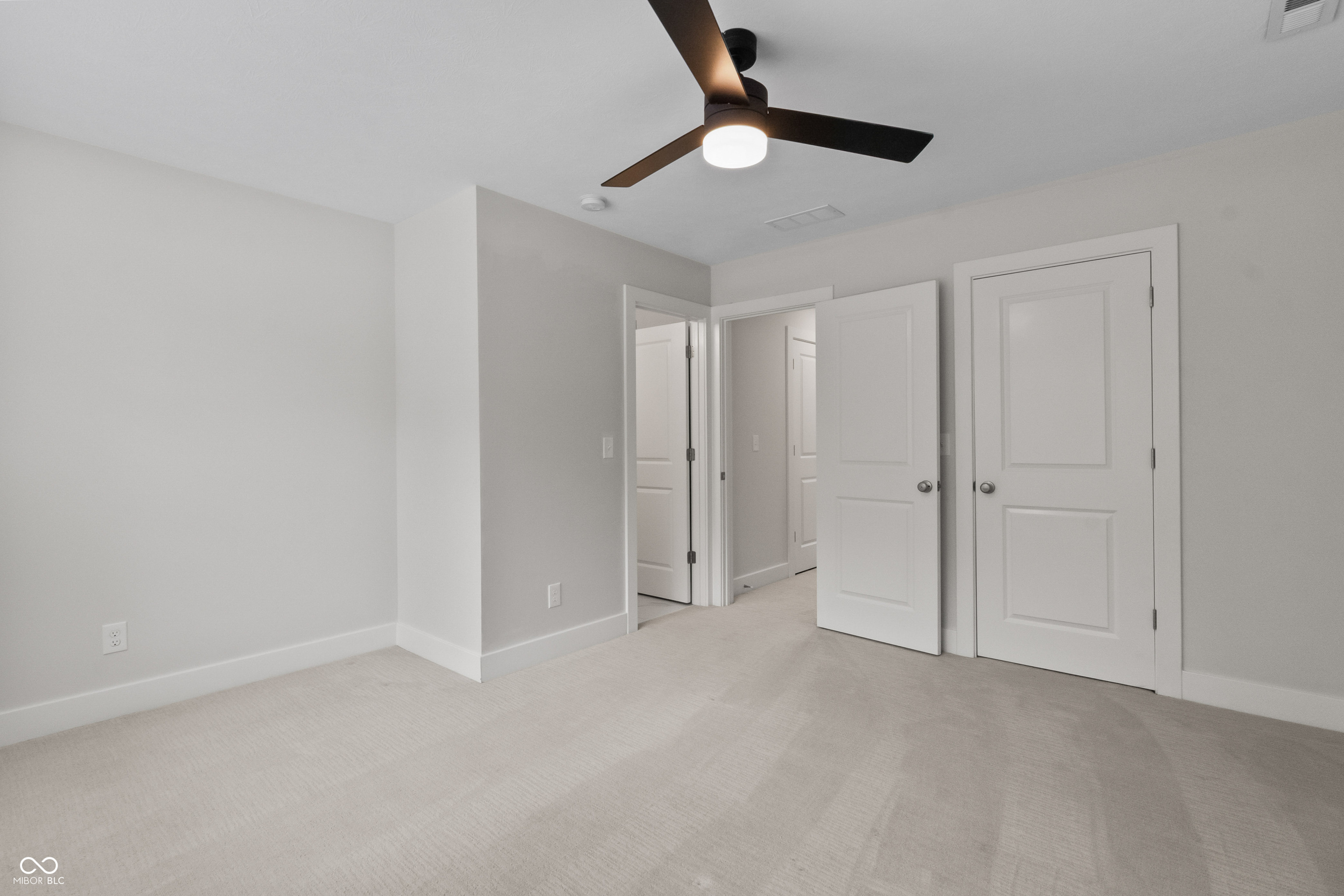 1655 Sheldon Street Indianapolis, IN 46218 - Photo 27 of 58