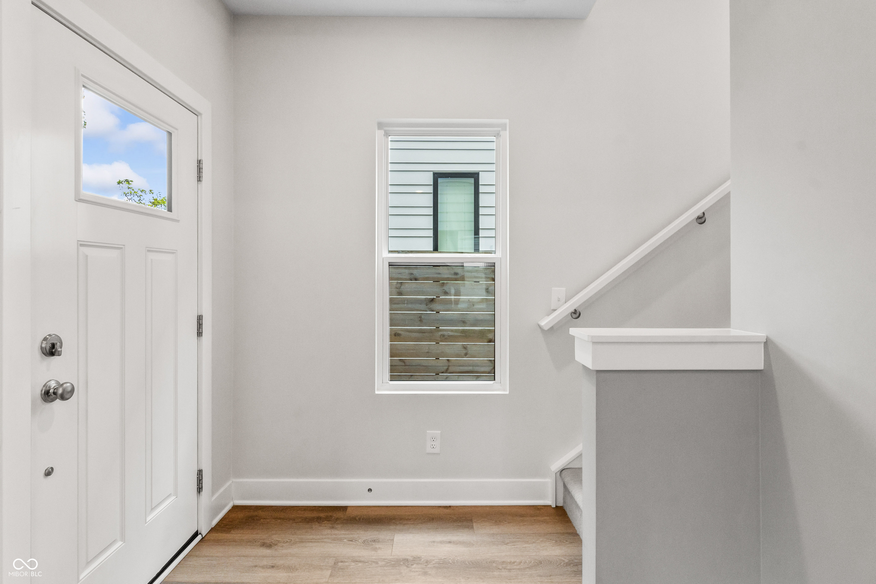 1655 Sheldon Street Indianapolis, IN 46218 - Photo 5 of 58