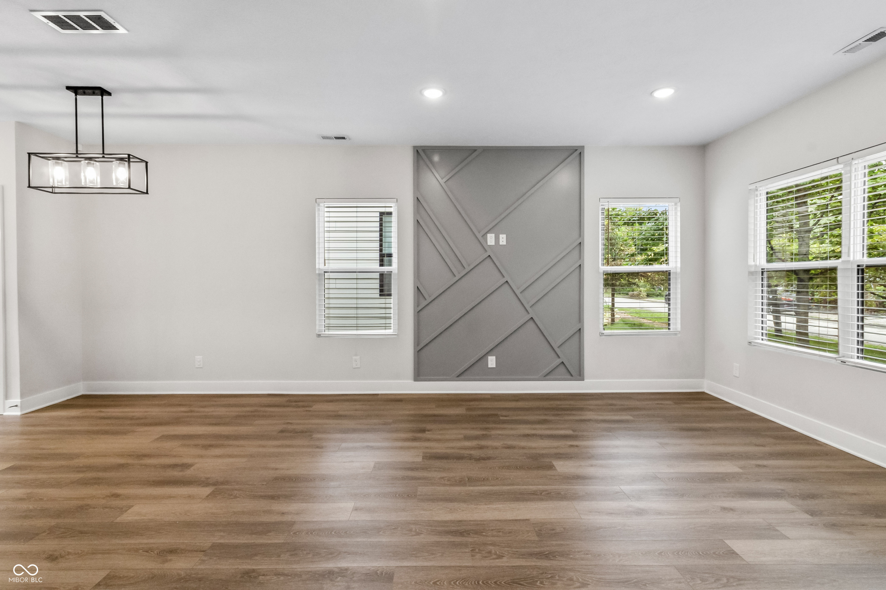 1655 Sheldon Street Indianapolis, IN 46218 - Photo 8 of 58