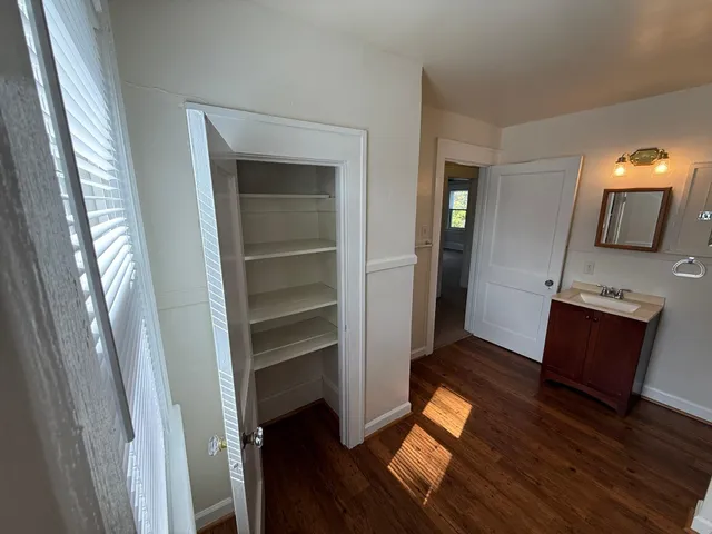 $975 | 1912 Arden Road Southwest, Unit UPPR, Roanoke, VA 24015