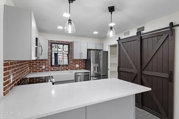 $339,000 | 2118 East Center Lane, Unit 1, Tempe, AZ 85281