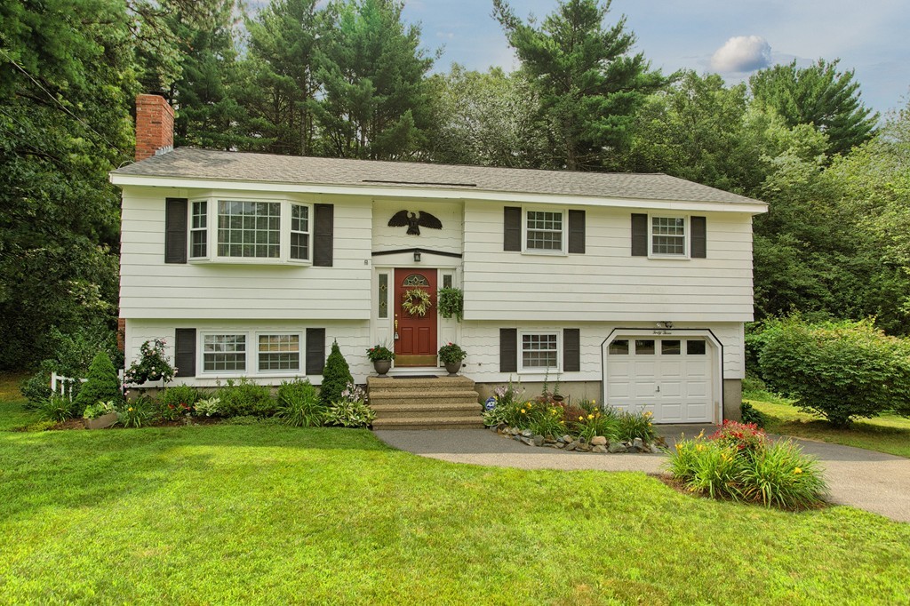 43 Burnham Road Billerica, MA 01862 - Photo 1 of 29 Gallery Image 1