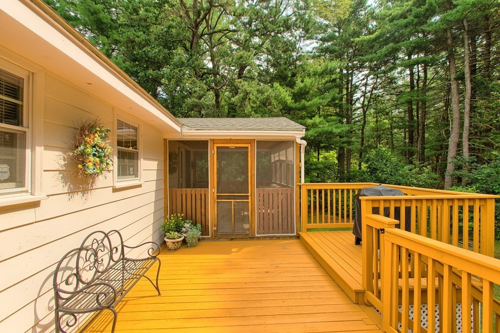 43 Burnham Road Billerica, MA 01862 - Photo 20 of 29 Gallery Image 20