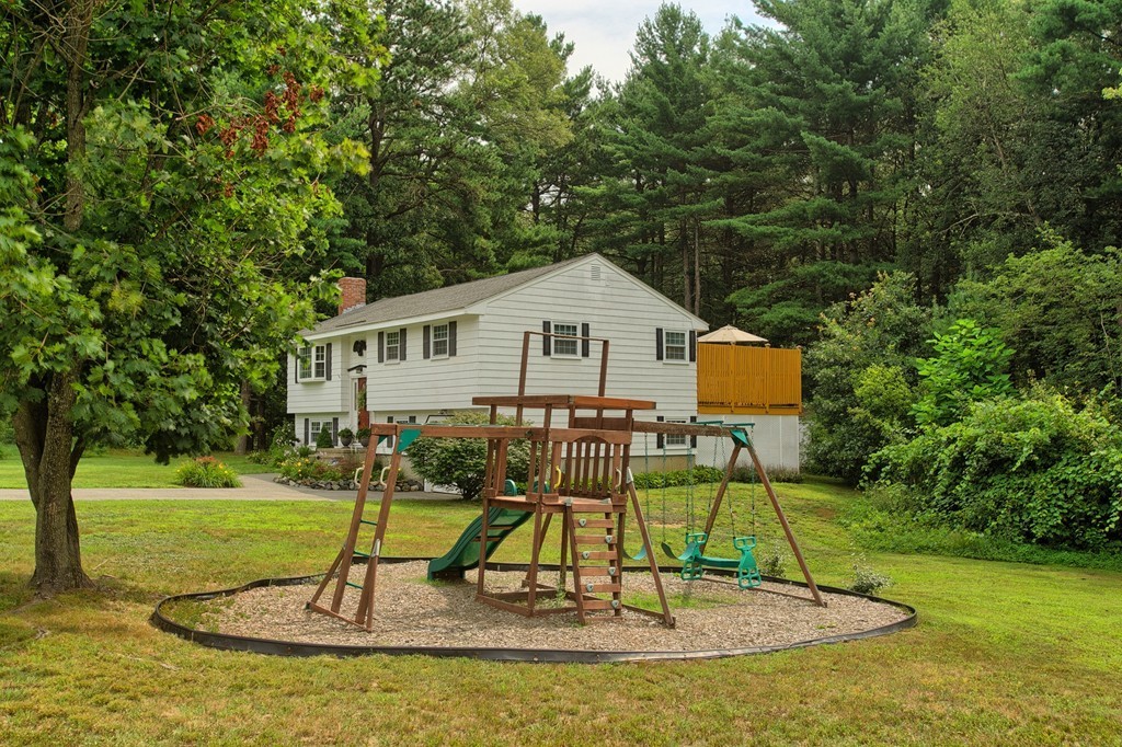 43 Burnham Road Billerica, MA 01862 - Photo 23 of 29 Gallery Image 23