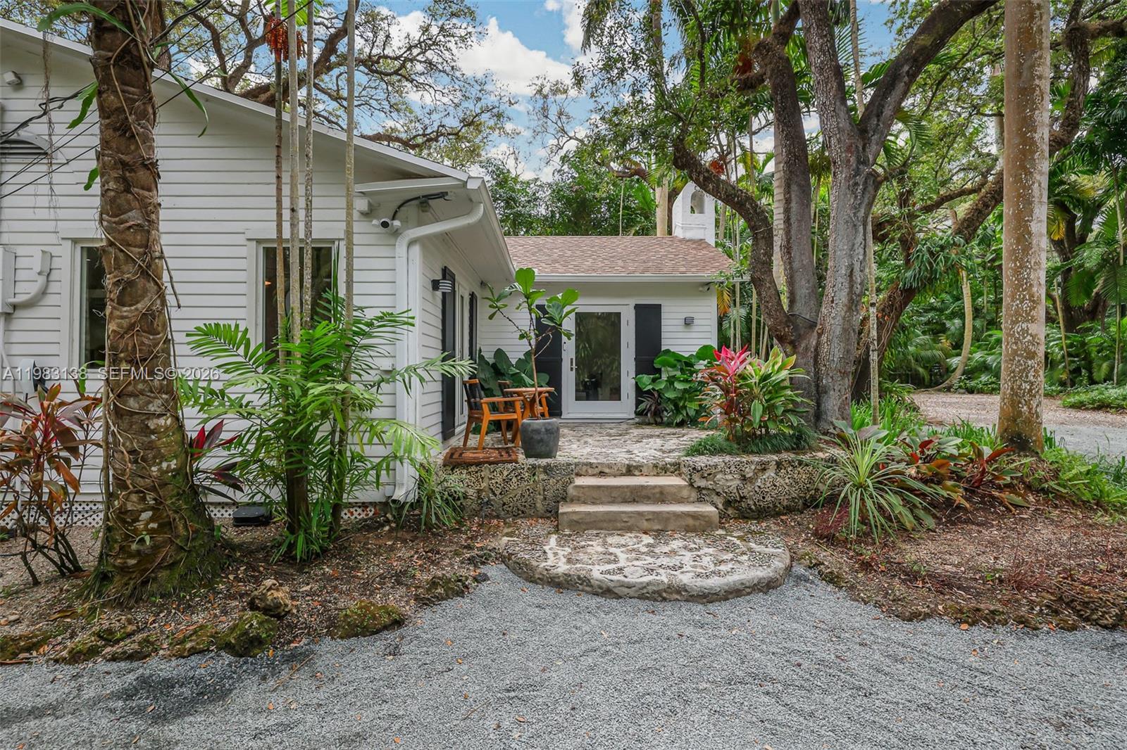 2925 Seminole Street Miami, FL 33133 - Photo 5 of 11