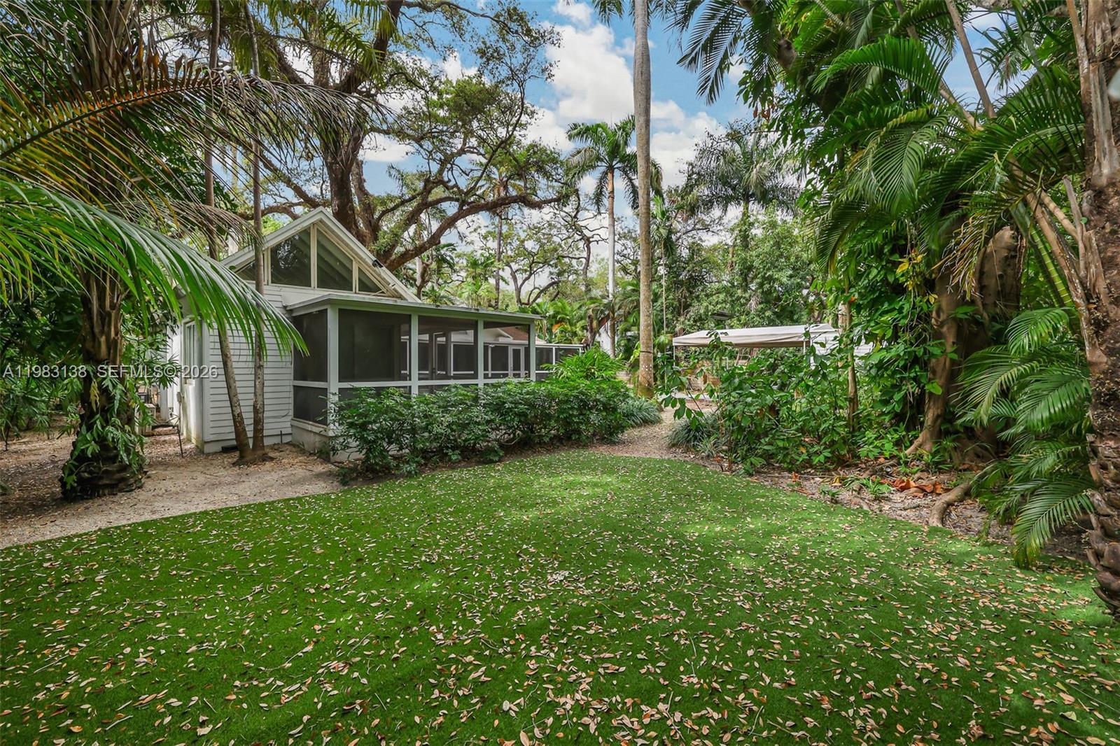 2925 Seminole Street Miami, FL 33133 - Photo 9 of 11