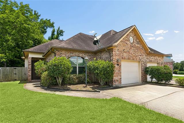 816 Decatur Street Ponchatoula, LA 70454 - Photo 1 of 22