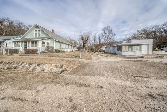 $139,900 | 25-15 West 5th Street, Newburg, MO 65550