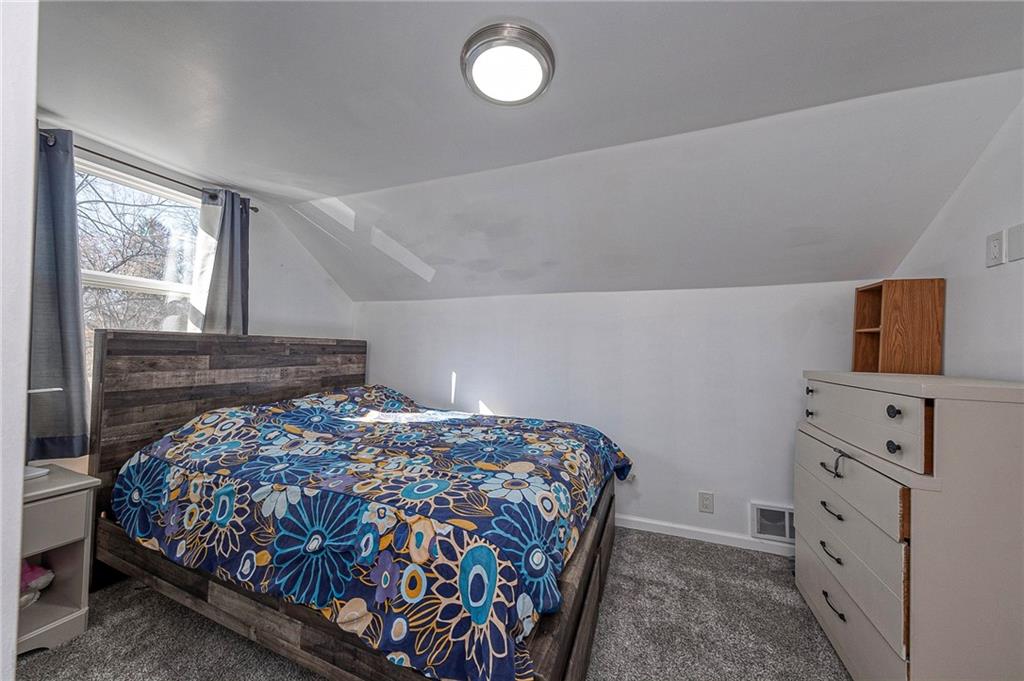 951 Stotler Road Pittsburgh, PA 15235 - Photo 15 of 27 Bedroom 2