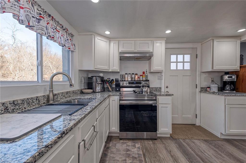 951 Stotler Road Pittsburgh, PA 15235 - Photo 8 of 27