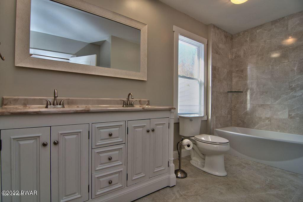 121 Pond Road Lake Ariel, PA 18436 - Photo 17 of 29