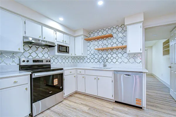 $415,000 | 5211 South 85th Street, Tampa, FL 33619