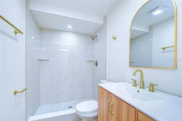 $415,000 | 5211 South 85th Street, Tampa, FL 33619