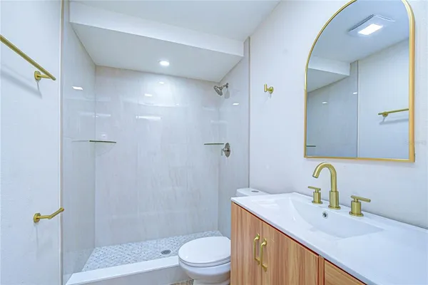 $415,000 | 5211 South 85th Street, Tampa, FL 33619