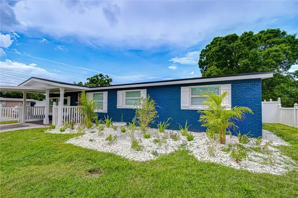 $415,000 | 5211 South 85th Street, Tampa, FL 33619