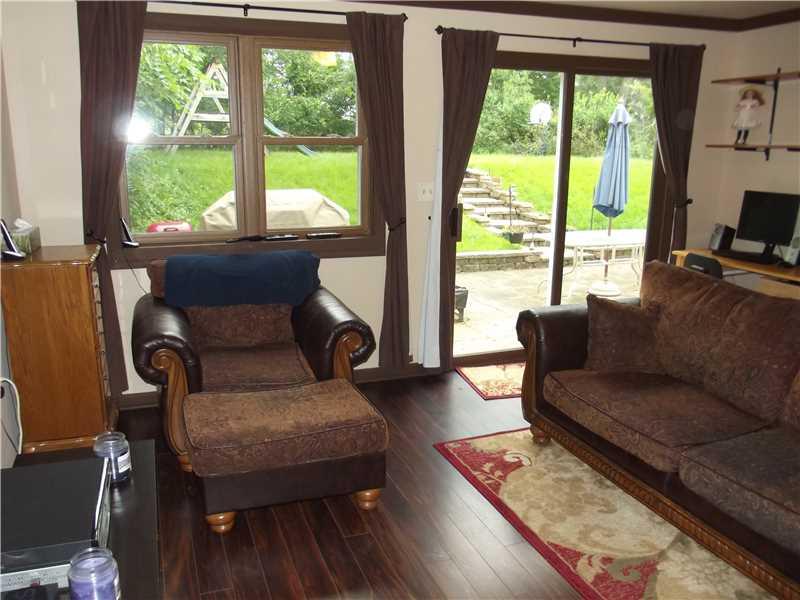 117 Hillcrest Drive Pittsburgh, PA 15237 - Photo 16 of 24 Family Room.