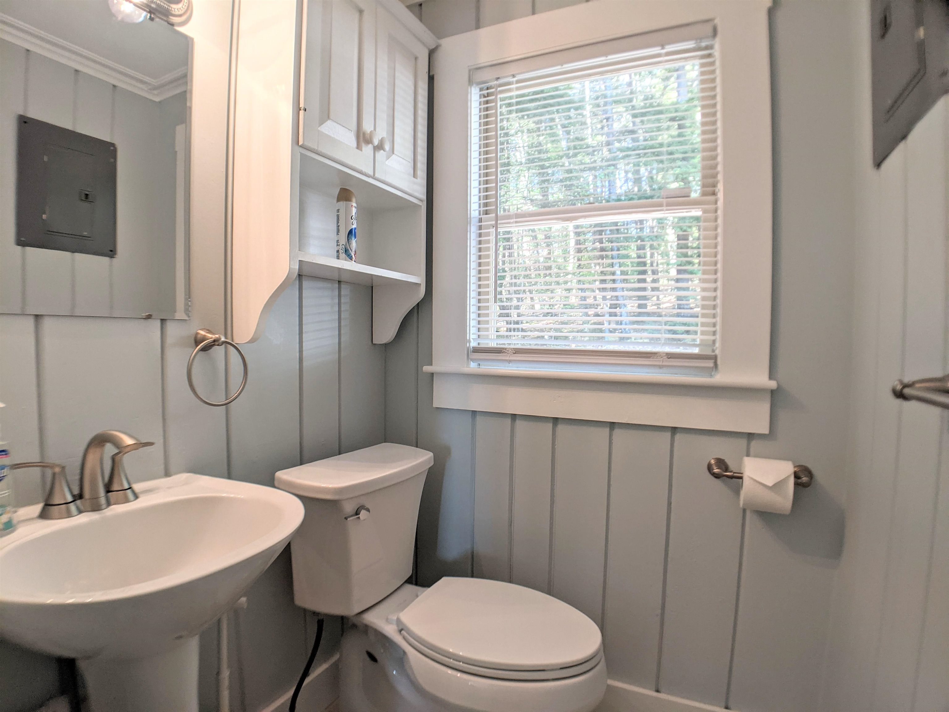 65 Dockham Shore Road Gilford, NH 03249 - Photo 12 of 21 Gallery Image 12