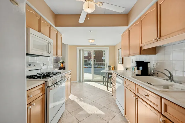 $399,900 | 7041 West Touhy Avenue, Unit 209, Niles, IL 60714