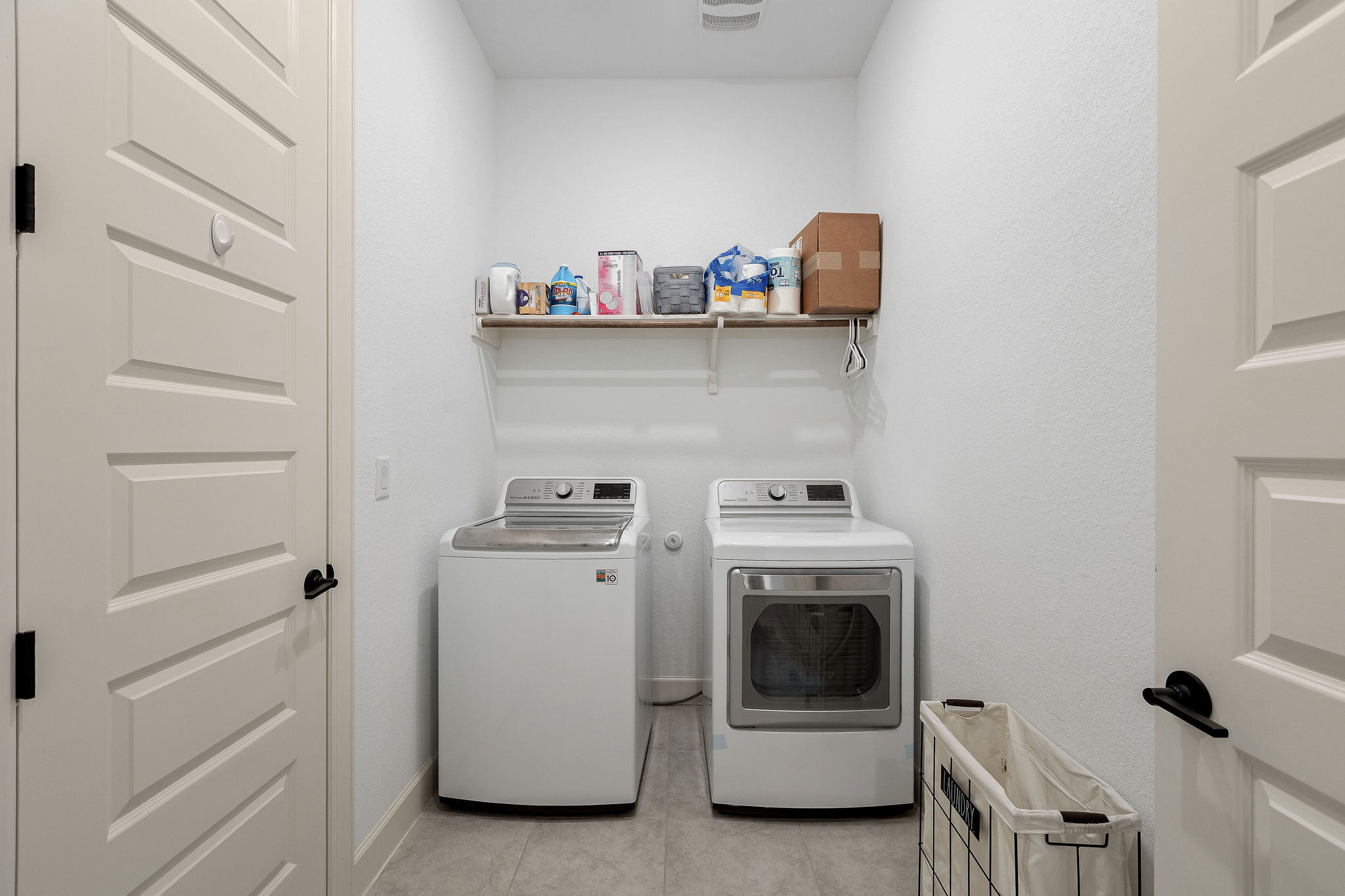 4605 Sea Salt Drive Austin, TX 78747 - Photo 37 of 40 a utility room with dryer and washer