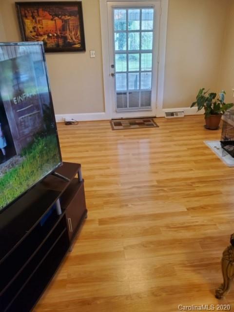 826 Old Charlotte Road Southwest Concord, NC 28027 - Photo 14 of 32 Gallery Image 14