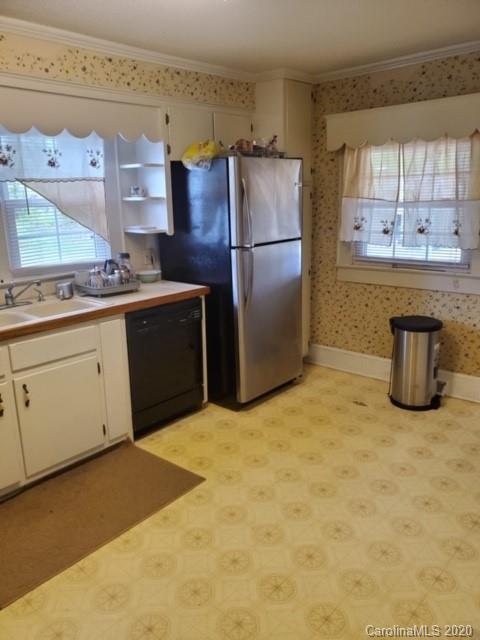 826 Old Charlotte Road Southwest Concord, NC 28027 - Photo 23 of 32 Gallery Image 23