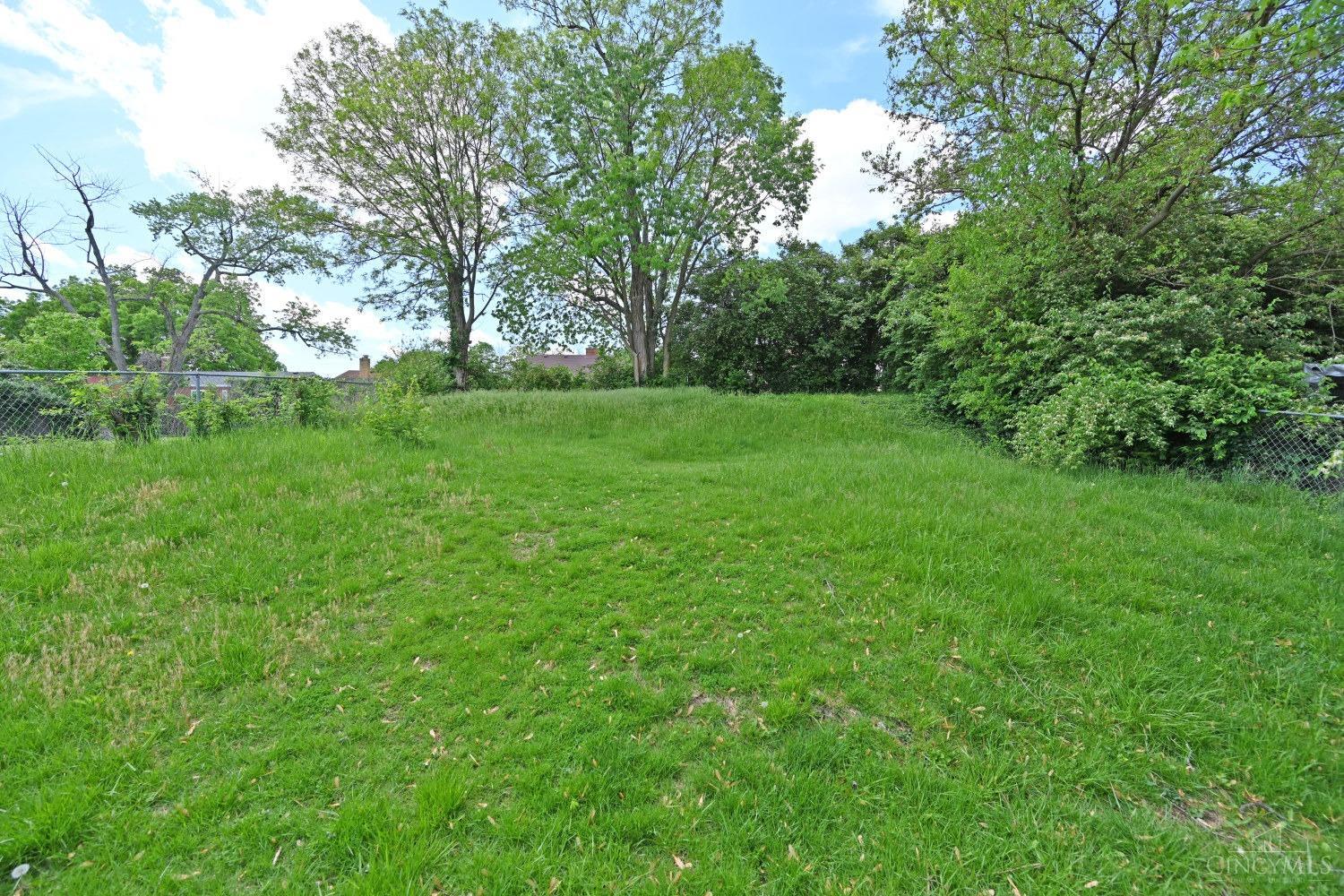 527 Virgil Road Cincinnati, OH 45238 - Photo 31 of 34