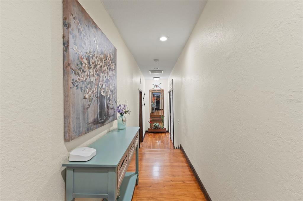 4301 South Lockwood Ridge Road Sarasota, FL 34231 - Photo 24 of 46 Gallery Image 24