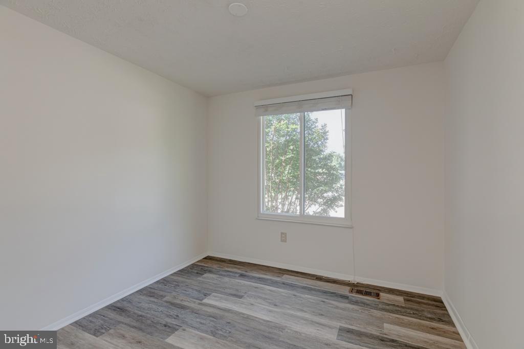 8463 Rippled Creek Court Springfield, VA 22153 - Photo 20 of 36 Second Bedroom