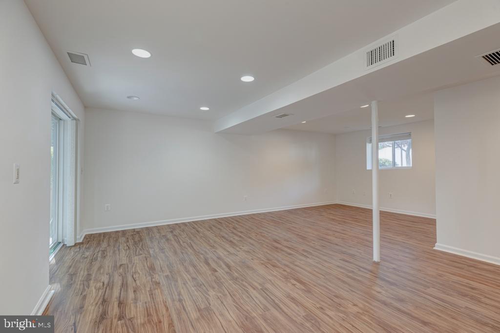 8463 Rippled Creek Court Springfield, VA 22153 - Photo 29 of 36 Rec Room