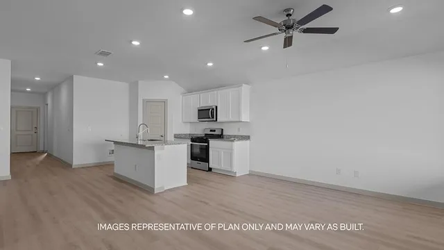 $239,990 | 708 East 15th Street, Wolfforth, TX 79382