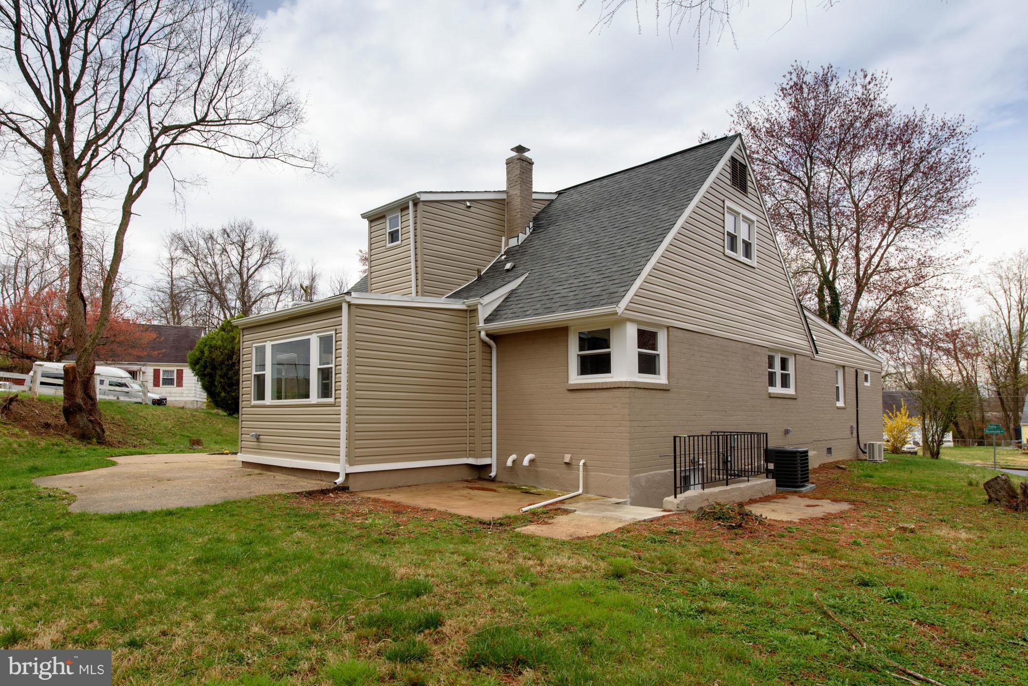 1349 Sudvale Road Pikesville, MD 21208 - Photo 4 of 30 Exterior (Rear)