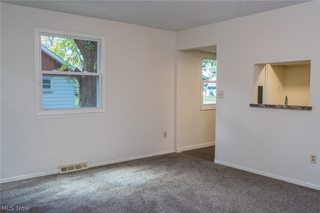6820 North Ridge Road West Geneva, OH 44041 - Photo 7 of 26