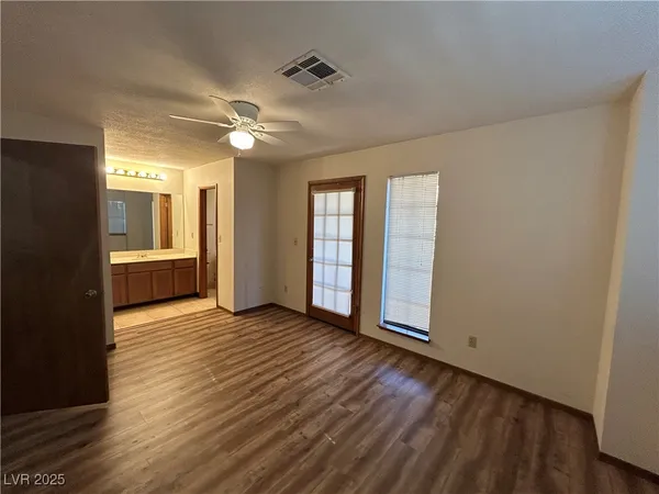 $1,700 | 5915 Laredo Street, Las Vegas, NV 89146