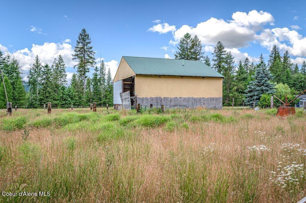 1822 Kootenai Trail Road Naples, ID 83847 - Photo 50 of 73 40X40 Hay Barn with power