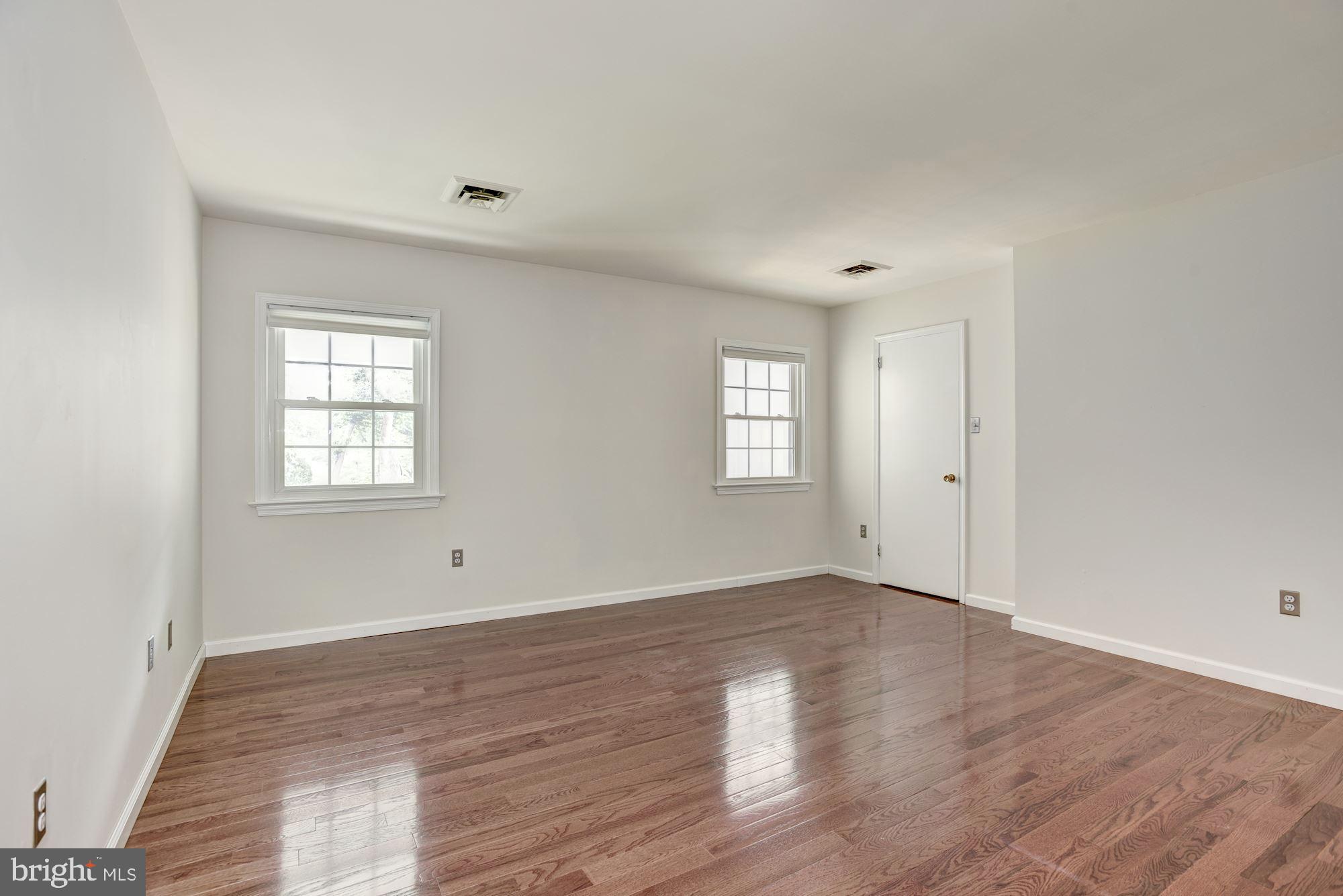 7327 Westerly Lane McLean, VA 22101 - Photo 25 of 35 Large Rooms with hardwood floors