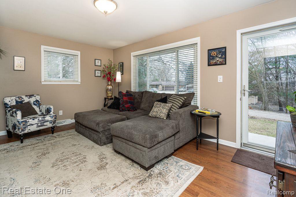 2839 Avalon Road Rochester Hills, MI 48309 - Photo 8 of 53