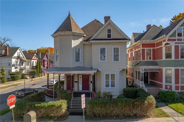 $405,000 | 32 Balding Avenue, Poughkeepsie, NY 12601