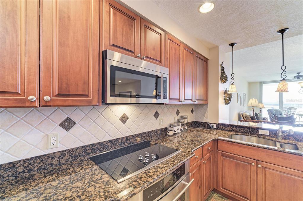 611 Riviera Dunes Way, Unit 403 Palmetto, FL 34221 - Photo 11 of 51