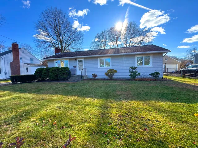 $459,900 | 121 Richfield Road, Bridgeport, CT 06606